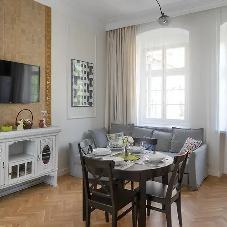 Апартаменты Exclusive Old Town Apartment By Noclegi Renters