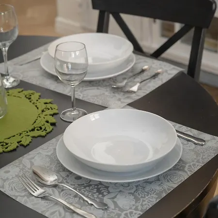 Apartment Exclusive Old Town Apartment By Noclegi Renters