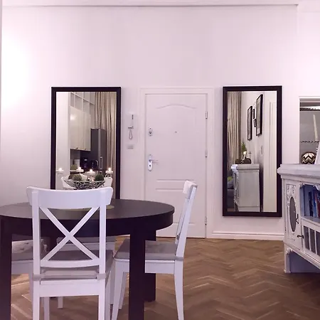 Exclusive Old Town By Renters Appartement
